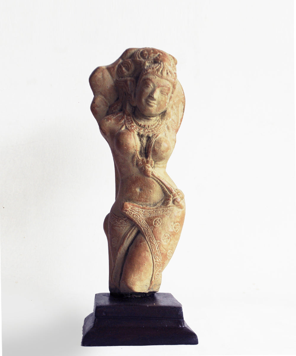 Sand Salbhanjik Sculpture